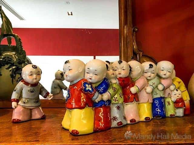 Odd little Chinese figurines