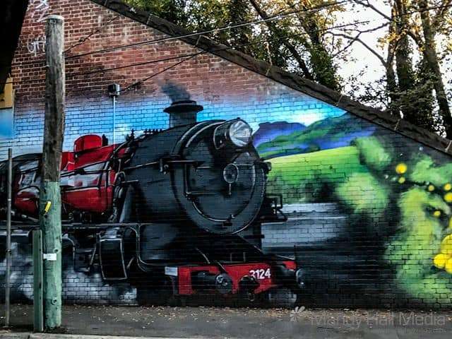 Train mural⠀