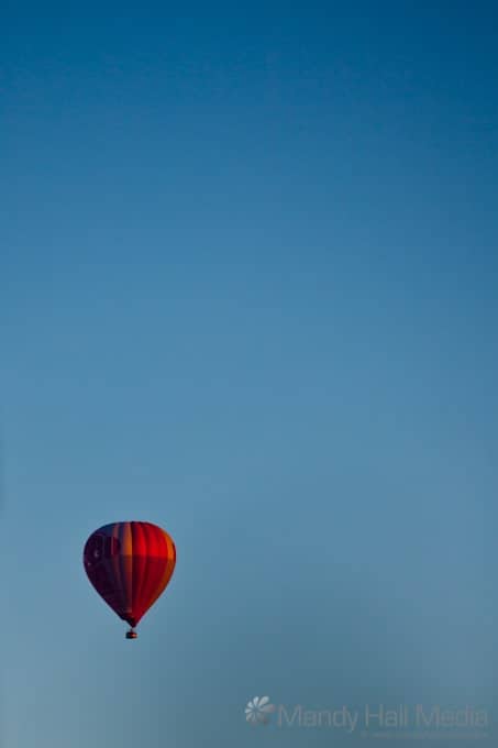 Its nice to wake up earlier than usual and see hot air balloons from my kitchen