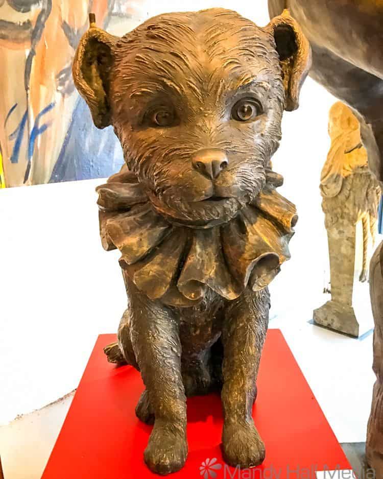Enormous dog sculpture