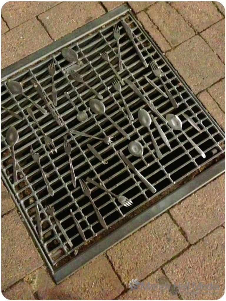Grating outside a cafe