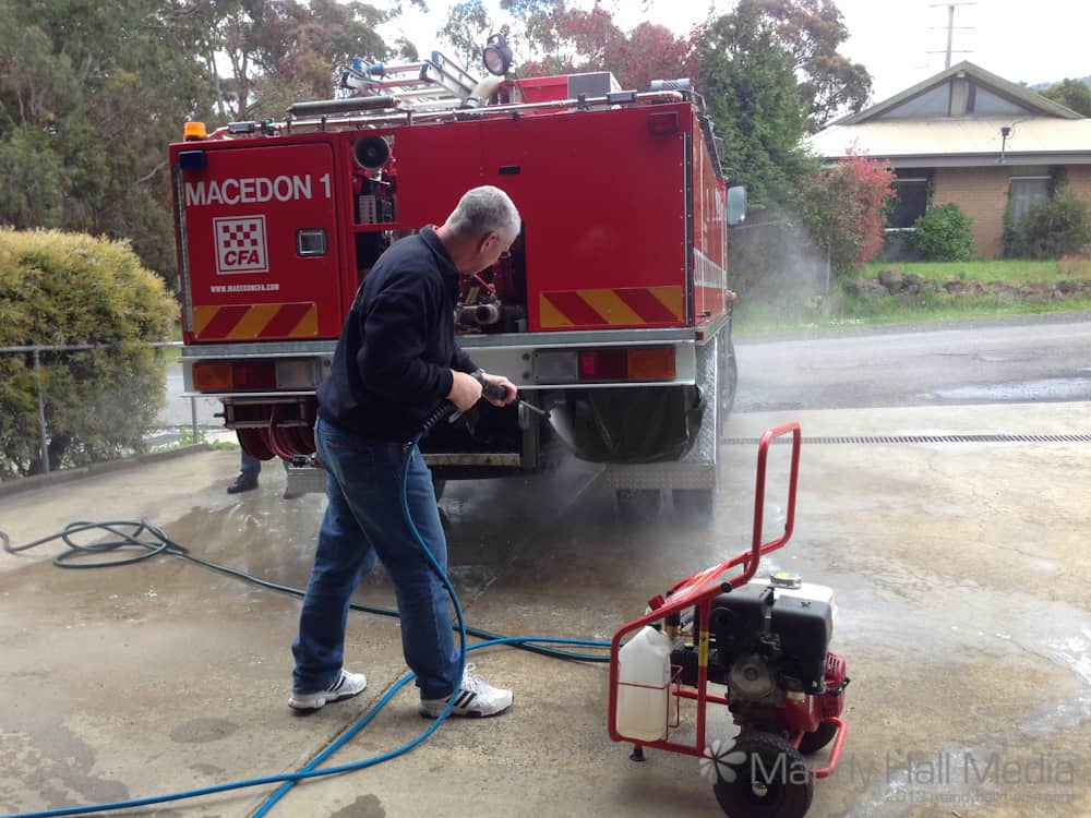 How to clean a fire truck