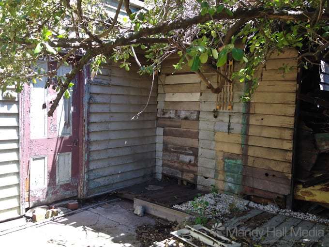 This place looked like it was held together with sticky tape and chewing gum. Probably explains the “condemned” notice on the front door.