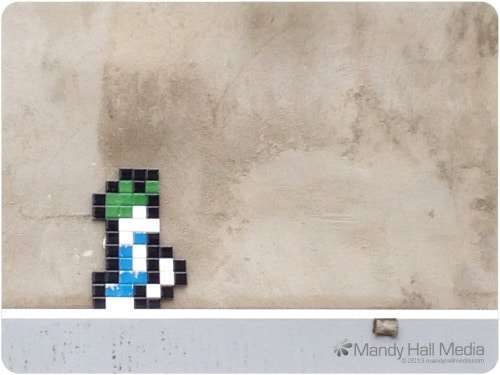 8 bit grafitti