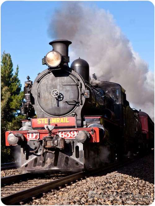 Steam train in Macedon