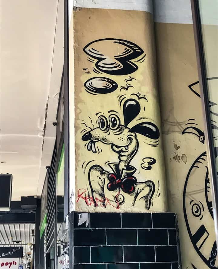 Rat on the wall